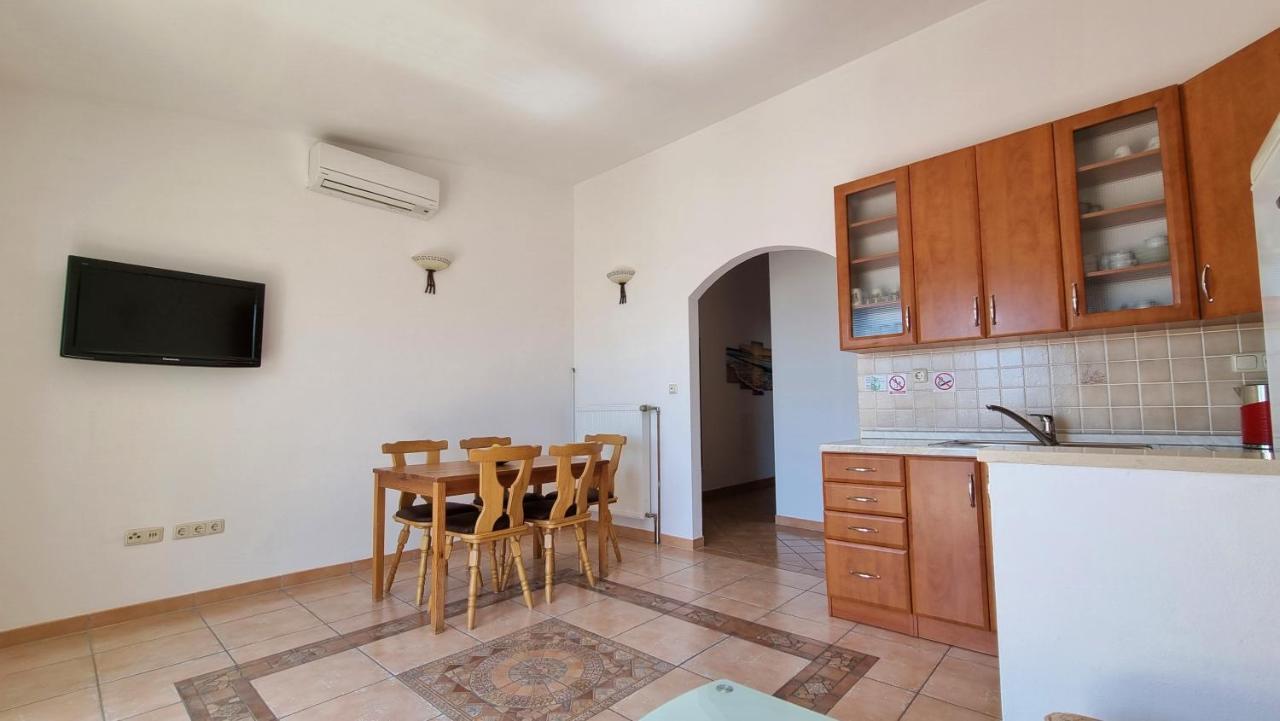 Apartments Stare Duce 6 Omiš Zewnętrze zdjęcie