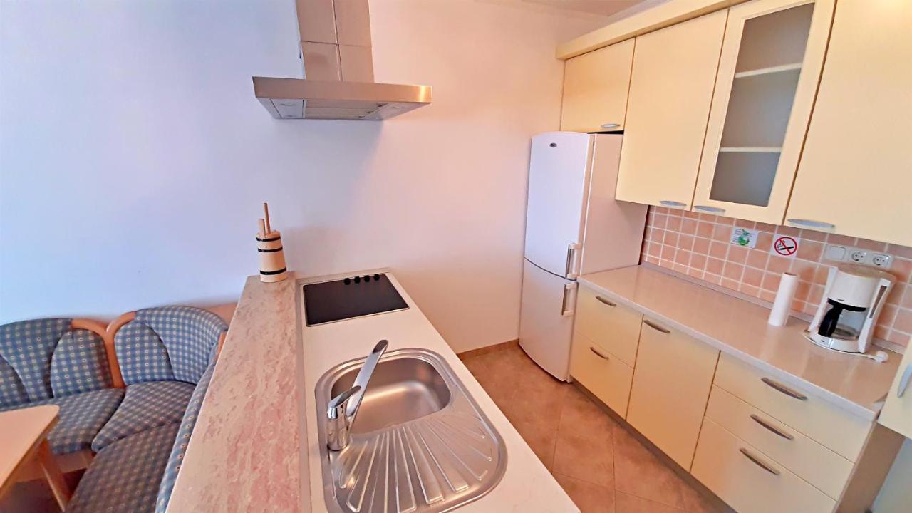 Apartments Stare Duce 6 Omiš Zewnętrze zdjęcie